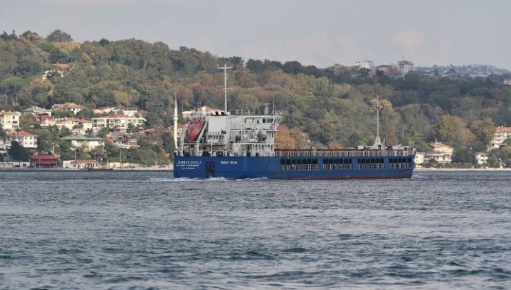 Ukrayna Rus bandıralı geminin tutuklanmasını istedi