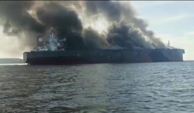 Marmara da tanker yangını