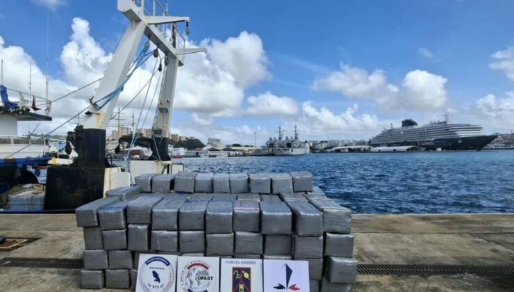 BALIKÇI GEMİSİNDE  2 TON KOKAİN