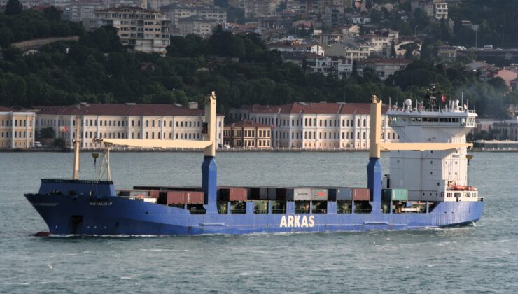 ARKAS İNGA A GEMİSİNİ HURDAYA ÇIKARTTI
