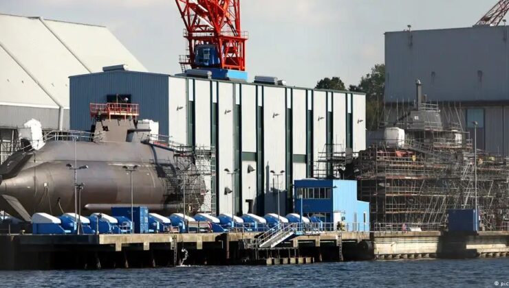 ALMANYA İSRAİLE DENİZALTI SATIYOR