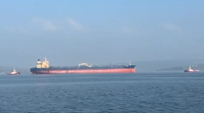 Ç.KALE KÖPRÜSÜ ÖNÜNDE DEV YÜZEN BOMBA