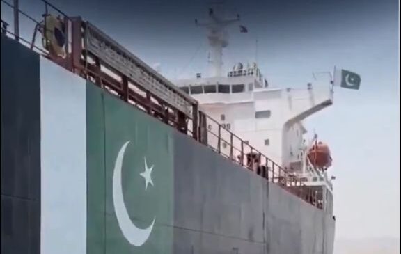 Pakistan ve Çin için Hürmüz açık